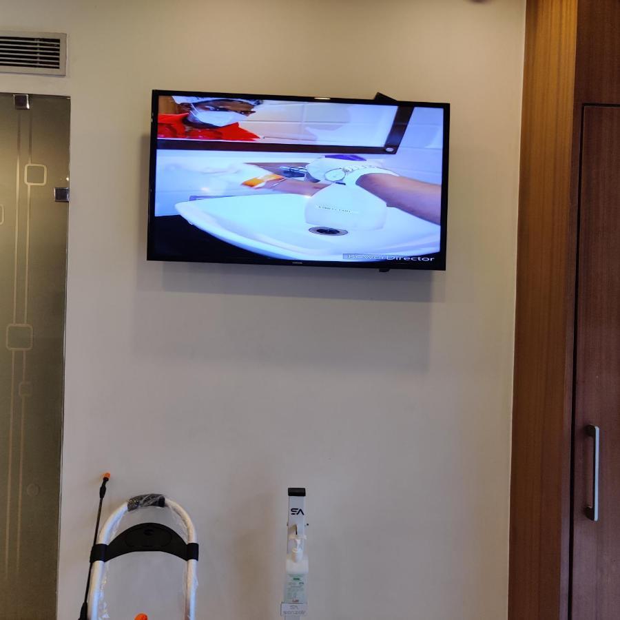 Hotel Meadows バラナシ エクステリア 写真